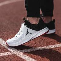 'کفش بسکتبال نایک جردن سفید       Nike Jordan Trainer 2 Flyknit White'