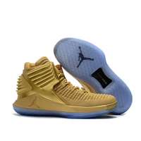 'کفش کتانی  بسکتبال نایک ایر جردن طلایی        New Nike Air Jordan 32'
