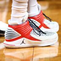 'کفش کتانی  بسکتبال نایک ایر جردن 32        Nike Air Jordan 32 White Red'