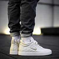 'کفش رانینگ نایک وتا اسنیکر     Nike Vetta Sneaker White'