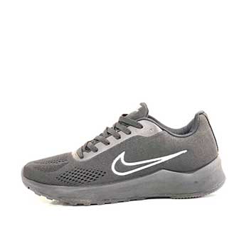 کفش کتونی نایک ریسر رنگ مشکی نقره ای مناسب برای پیاده روی طولانی و باشگاه ورزشی