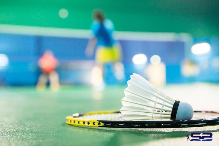 Badminton Racket Bit راهنمای خرید بهترین راکت بدمینتون در بازار + 5 برند برتر 1405