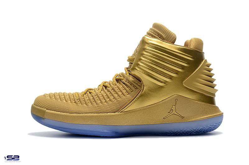  خرید  کفش کتانی  بسکتبال نایک ایر جردن طلایی        New Nike Air Jordan 32