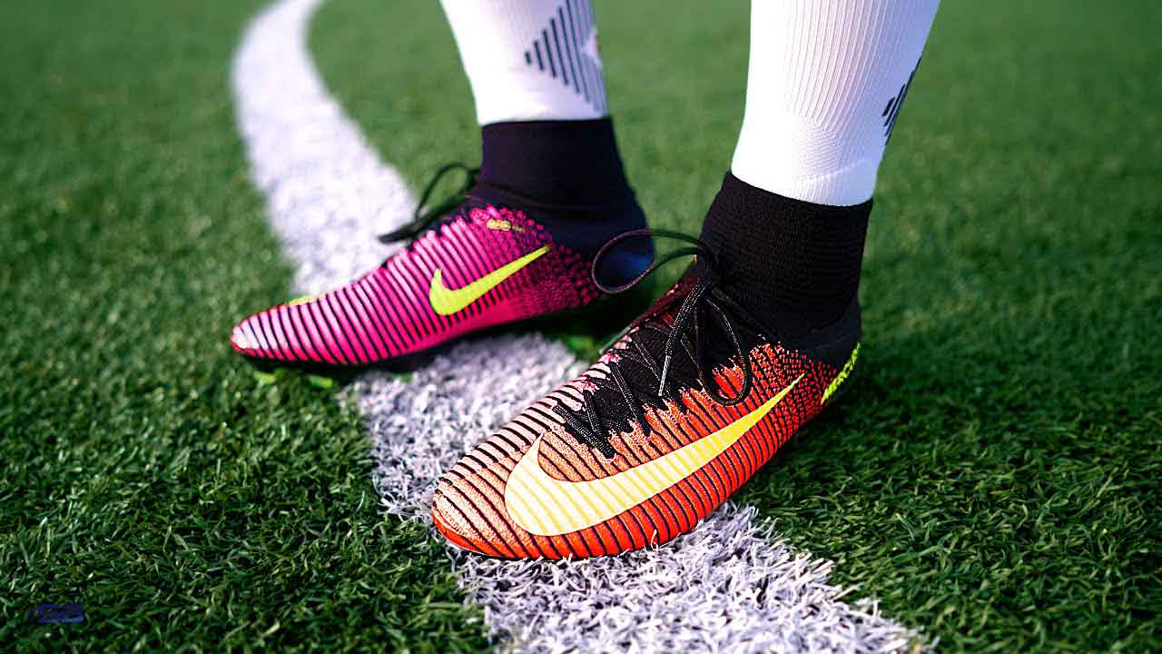  خرید  استوک فوتبالی نایک هایپرونوم       Nike Hypervenom Black Orange    