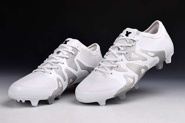  خرید  کفش فوتبال ادیداس چمنی (استوک)اورجینال Adidas x15.3  	سفید