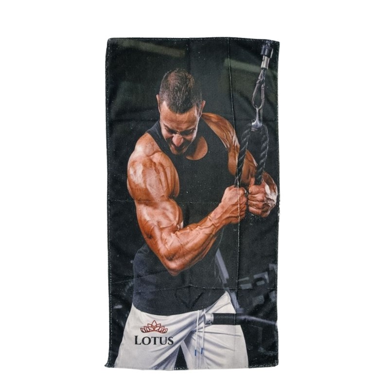 حوله ورزشی طرح دار