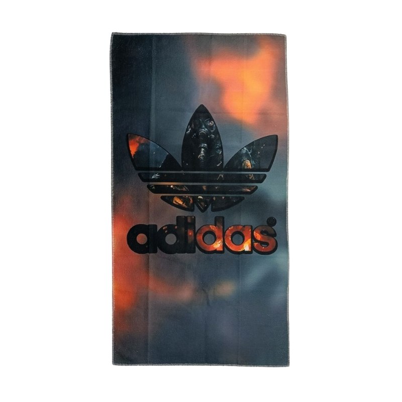 حوله ورزشی طرح دار